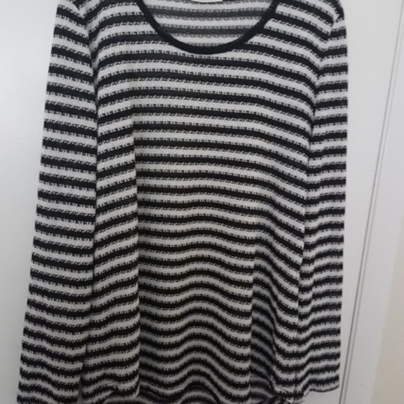 2x Loose Knit Stripe Sweater in B&W - Picture 2 of 3